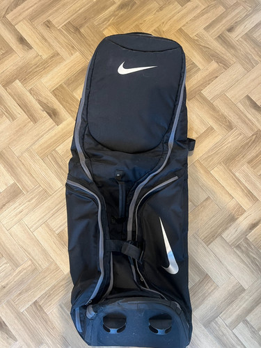 Nike golf club flight - golf, travel