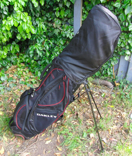 Division oakley golf - 7, stand