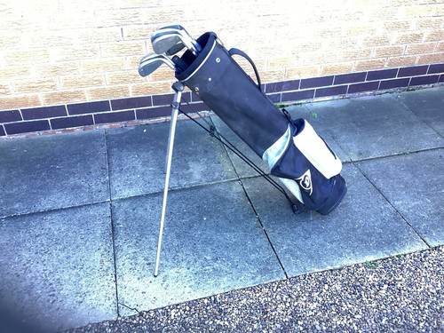Dunlop golf bag and 7clubs - dunlop,